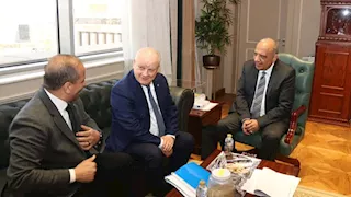 وزير الكهرباء يبحث مع "روسآتوم" تسريع تنفيذ محطة الضبعة النووية