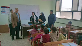 بالصورـ أكثر من مليون طالب ينتظمون في مدارس أسيوط بعد إجازة العيد