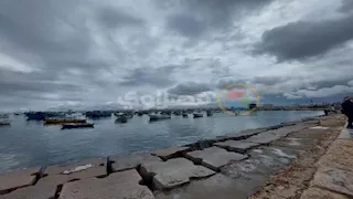 "عوة" تعيد الشتاء.. 22 صورة ترصد موجة الطقس السيئ في الإسكندرية