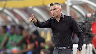 الوداد المغربي يعلن تعيين كارتيرون مدربا للفريق 