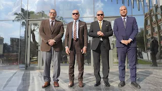 رئيس جامعة المنصورة يزور حقوق عين شمس.. ما السبب؟- صور