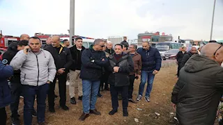 بالصور.. محافظ الجيزة يتابع أعمال شفط مياه الأمطار بالطرق والمحاور