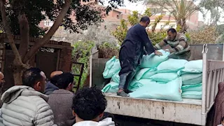 قبل تهريبه للسوق السوداء.. ضبط 2.5 طن دقيق مدعم قبل بيعه بالشهداء  