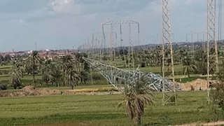 10 مصابين.. ننشر أسماء ضحايا حادث سقوط برج كهرباء بالفيوم (صور)