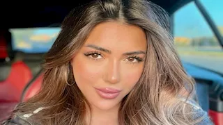 أحدث ظهور لـ سارة سلامة داخل سيارتها.. والجمهور يعلق (صور)