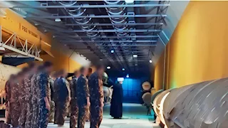 لأول مرة.. مشاهد من إقامة الصلاة داخل مدينة صاروخية في إيران