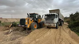 حملة مكبرة بأسيوط الجديدة تنجح في استرداد 30 فدانًا من واضعي اليد (صور)