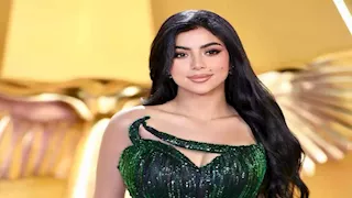 فستان بصيحة الريش.. كارولين عزمي بإطلالة ساحرة في ختام مهرجان فينيسيا  