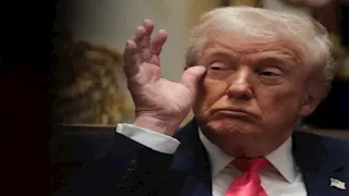 كواليس البيت الأبيض.. ترامب يُكلف مساعديه بوضع "كلمة النهاية" لحرب إيران