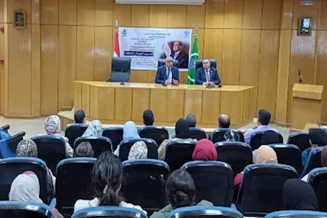 هيئة التأمين الصحي الشامل تبدأ برنامجًا تدريبيًا لأخصائيي المنافذ بالمنيا