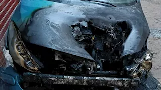 انتقامًا من المخالفات.. ضبط 3 متهمين أحرقوا سيارة مسؤول بتموين البحيرة 