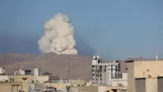 هجوم أمريكي إسرائيلي يستهدف منشأة "آراك" النووية في قلب إيران