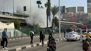 السيطرة على حريق محدود بكراسي انتظار الركاب بموقف عبد المنعم رياض