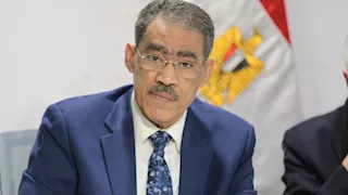 ضياء رشوان: الحد الأدنى للأجور في مصر يشتري 35 ألف رغيف مقابل 1500 بفرنسا