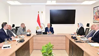 خلال لقائه نواب البرلمان.. وزير الري يؤكد ضرورة وجود دراسة متأنية قبل تغطية الترع