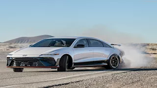 هيونداي تطلق سيارتها Ioniq 6 N الكهربائية الجديدة بالأسواق.. صور