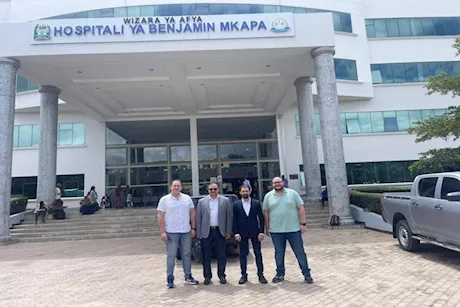 أطباء جامعة المنصورة ينجحون في إجراء جراحات قلب معقدة في تنزانيا