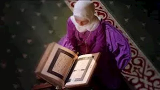 ما حكم قراءة المرأة المستحاضة للقرآن؟