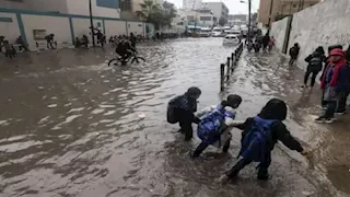 خناقة تعطيل الدراسة| المحافظات تلوم الأرصاد.. والهيئة ترد ببيانات الفجر 