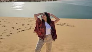 "تزحلقت على الرمال".. مايان السيد تشارك متابعيها توثق رحلتها في الفيوم