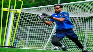 بعد إصابة حارسين.. هل يستمر النص في صدارته؟