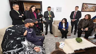 رئيس البنك الدولي يتفقد وحدات سكن لكل المصريين بالعاشر من رمضان ويشيد بالتجربة المصرية