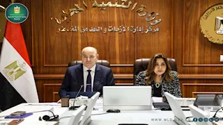 محافظ الوادي الجديد توجه بتسريع تقنين الأراضي وحسم التعديات -صور