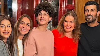 كيف احتفل صناع مسلسل قلب شمس بعيد ميلاد الفنانة يسرا؟- صور