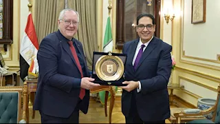 رئيس جامعة القاهرة يستقبل نظيره بجامعة بون الألمانية لبحث تعزيز التعاون - (صور)