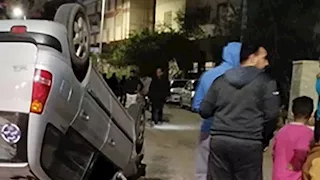 "أول حصة سواقة".. سيدة تقلب سيارتها وتصدم 3 أخرى في شوارع دمياط