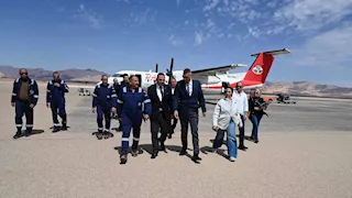 محافظ جنوب سيناء يلتقي قيادات شركة بترول بلاعيم 