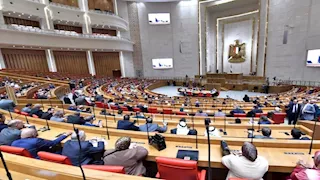 لمواجهة تأخر منظومة التأمين الصحي.. رئيس "صحة النواب" يقترح دمج "التأمين الخاص"