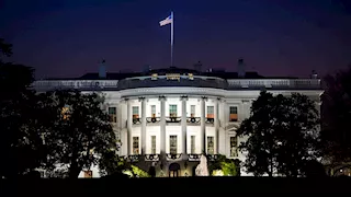 مسؤول بالبيت الأبيض: الـCIA نفذت عملية تضليل استخباراتية داخل إيران لتأمين إنقاذ الطيار