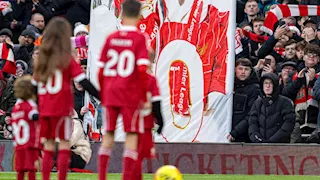 تحت أنظار صلاح.. كيف كرمت جماهير ليفربول وولفرهامبتون الراحل ديوجو جوتا؟