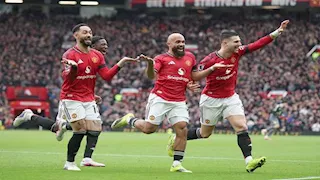 محكمة يونانية تحكم على لاعب مانشستر يونايتد بالسجن