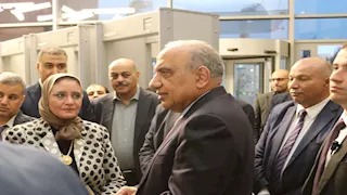 وزير الكهرباء يشارك العاملين بالمركز القومي للتحكم في الطاقة إفطارهم