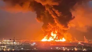 انفجارات ضخمة.. إيران تشن هجوما صاروخيا واسعا على إسرائيل