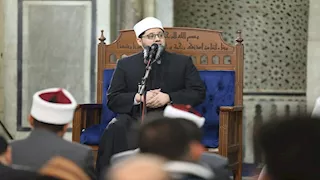 درس التراويح بالجامع الأزهر: رمضان مدرسة إيمانية تعلّم المسلم الصبر بأنواعه الثلاثة