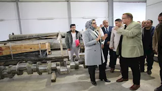 محافظ الوادي الجديد تتفقد مجمع كهرباء الفرافرة وتوجه بإنهاء مشروعات الأحمال 