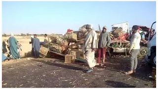 "العربيات بقت خردة".. الصور الأولى لحادث تصادم سيارتين في إسنا بالأقصر