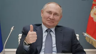 كيف أصبح بوتين المستفيد الأكبر من الحرب الأمريكية الإسرائيلية على إيران؟