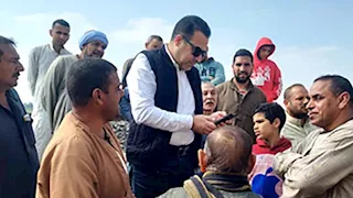 رئيس "اتصالات النواب" يحل أزمة عبور الأهالي أمام مول العابد بطوخ