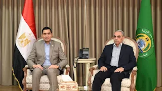 محافظ الإسماعيلية يستقبل وزير الرياضة في مستهل جولته التفقدية 