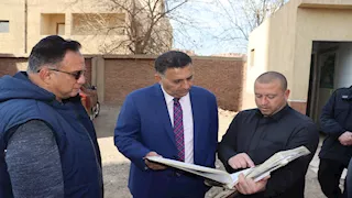 محافظ القليوبية يتفقد قرية طنان ويستجيب لشكاوى المواطنين (صور)
