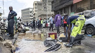 كينيا.. مصرع 25 شخصا على الأقل وتعطيل رحلات جوية بعد سقوط أمطار غزيرة في العاصمة