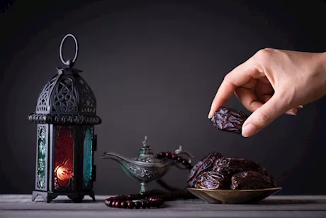 تمر رمضان- هل يعالج جرثومة المعدة؟