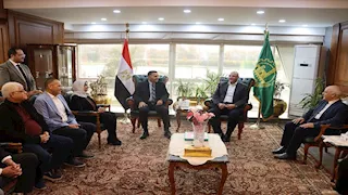 تكريم محافظ القليوبية السابق أيمن عطية في ديوان عام المحافظة (صور)