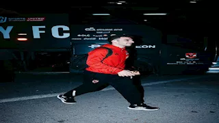 15 صورة ترصد وصول الأهلي ستاد الكلية الحربية لمواجهة طلائع الجيش بالدوري