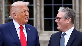 تحرك بريطاني أمريكي لتأمين مضيق هرمز.. كواليس اتصال ستارمر وترامب