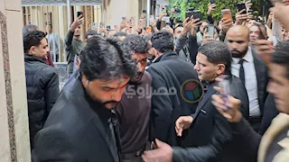 أحمد العوضي يصل عزاء والد السيناريست محمود حمدان في الحامدية الشاذلية